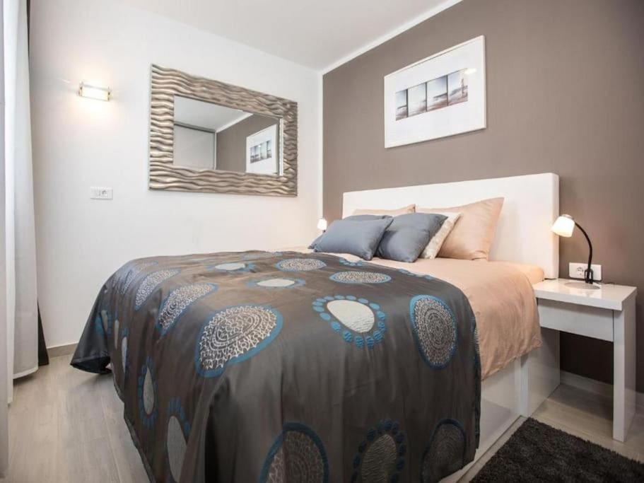 Bleu Villa - Three Bedroom Villa With Balcony And City View Dubrovnik Exteriör bild